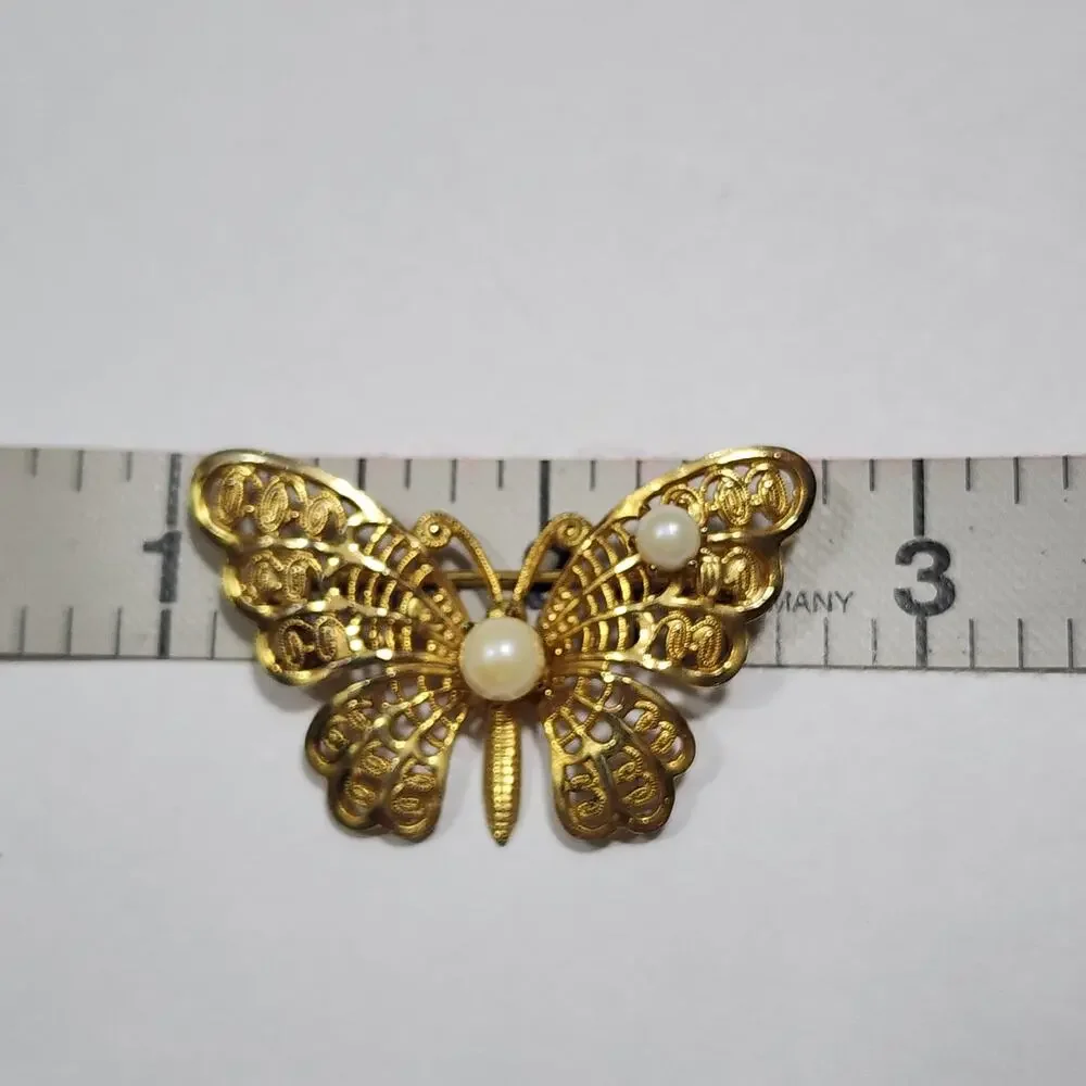 Butterfly Brooch Pin Faux Pearls Openwork Filigree Wings Gold Tone Vintage 1990s